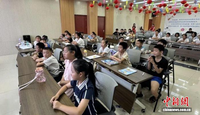 欧陆平台注册：山东多地开设公益暑托班 解民忧润童心